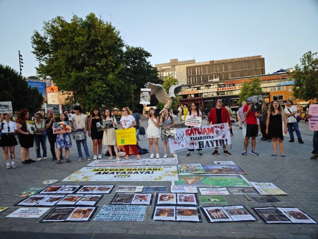 Bildiri: Türkiye’nin güvenlik sorunu köpekler değil, iktidarın düşmanlaştırıcı dili ve yok etmeye odaklı&nbsp;politikalarıdır